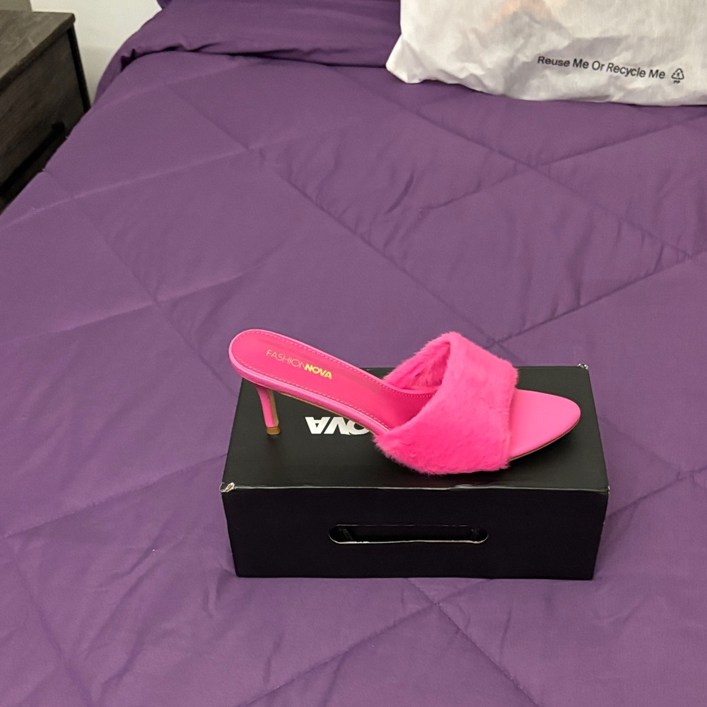 Fashion Nova Hot Pink Fuzzy Heels
